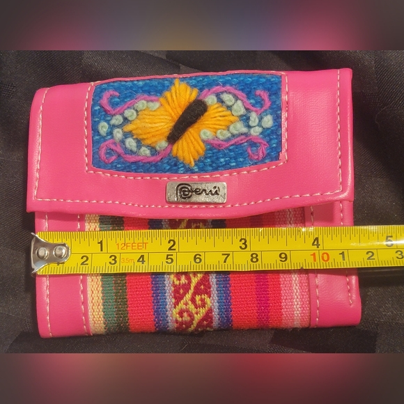 Peruvian Handmade Textile Small Pink Leather Wallet - Picture 7 of 11